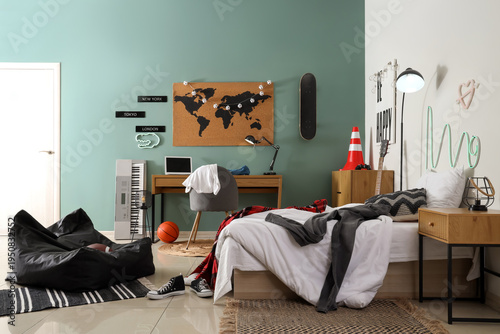 Interior of messy teenager'...