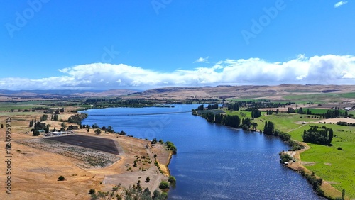 Картината върху платно Spectacular aerial photo of Meadowbank Lake on the Derwent River Tasmania Austra