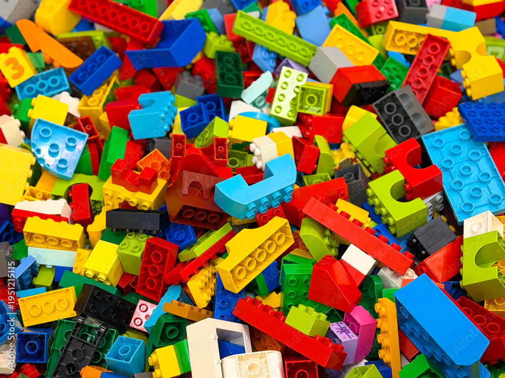Naklejka premium Colorful plastic building bricks