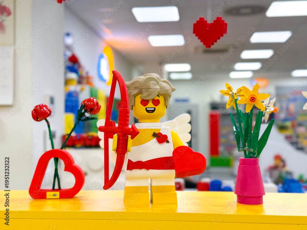 Fototapeta premium Lego cupid valentine display