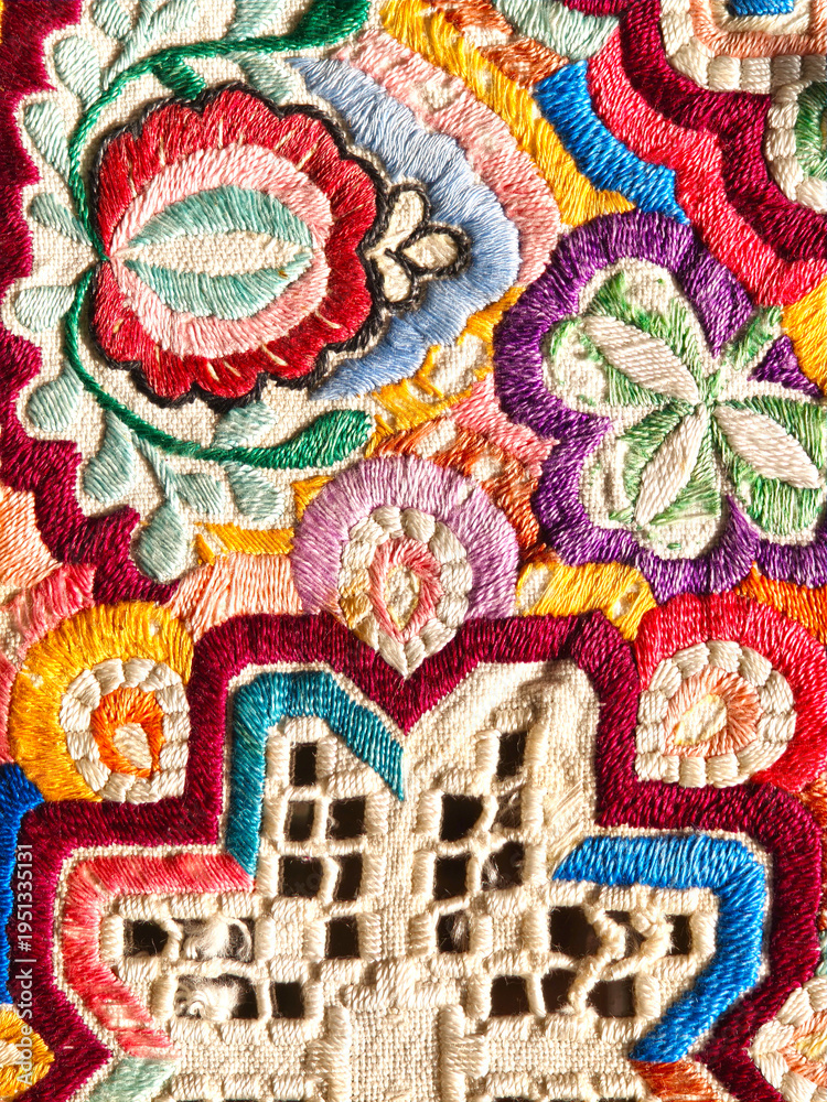 Fotografie Embroidery on a pillow.