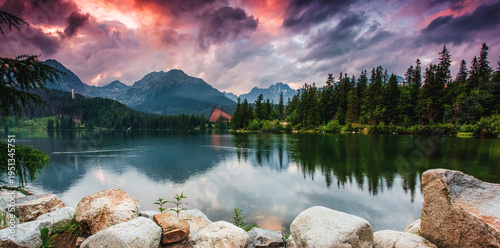 Cuadro en lienzo Fabulous evening view of calm lake Strbske pleso, surrounded by mountains