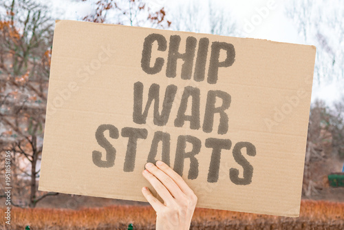 Fotografi "Chip War Starts" Nations compete fiercely to dominate semiconductor manufacturing, turning industrial policy into a geopolitical weapon