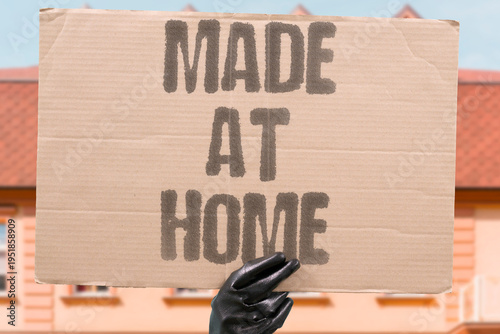 Fotografía "Made At Home" Countries are investing billions to build domestic chip factories and end dependence on foreign suppliers