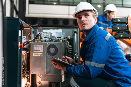 professional technician eng...