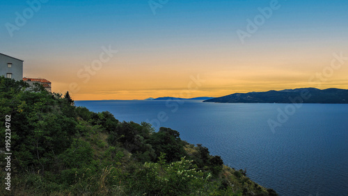 Canvastavla silence and peace with the colors of a splendid sunset over the sea