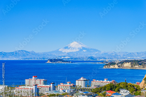 Wallpaper Mural 日本神奈川逗子からの富士山 Torontodigital.ca