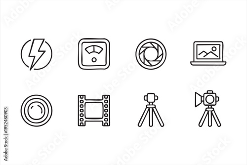Multimedia production icons featuring camera lens aperture and video equipment