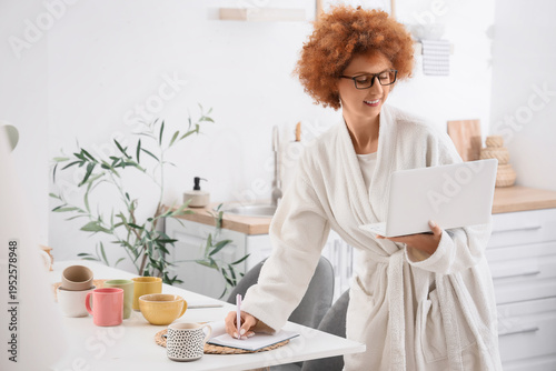 Redhead female freelancer i...