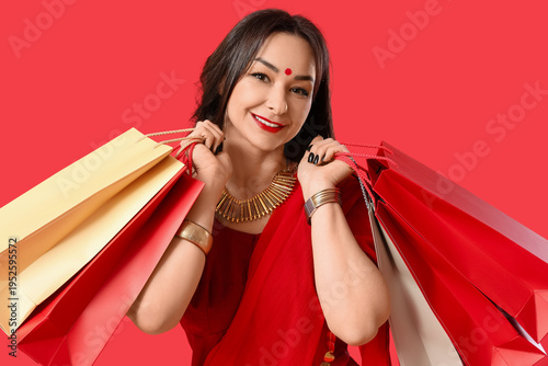 Beautiful mature happy Indi...