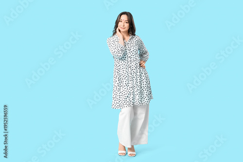 Beautiful mature happy Indi...