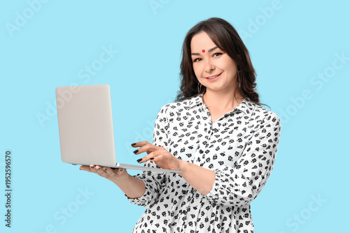 Beautiful mature happy Indi...