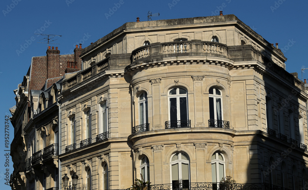 Obraz premium Saint Quentin, architecture