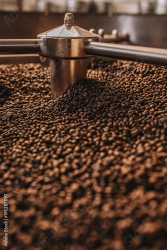 Fotografie Fresh coffeebeans after roasting process