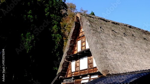 Wallpaper Mural 五箇山合掌造り集落相倉　世界遺産新緑の季節 Torontodigital.ca