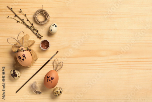 Creative Easter eggs with d...