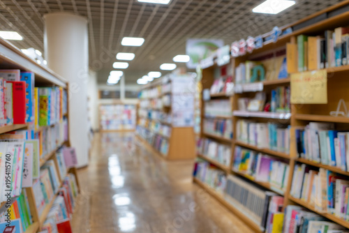 Tableau sur toile デフォーカスされた図書館内部の静かな空間