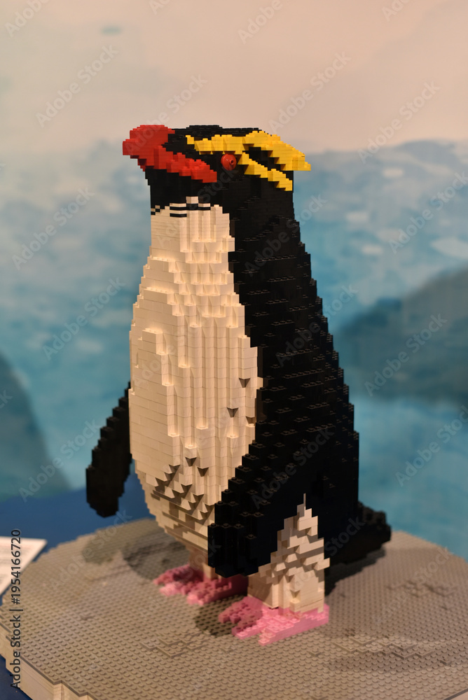 Naklejka premium Lego penguin