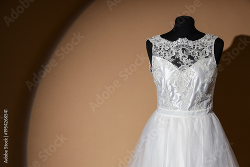 Mannequin with wedding dres...