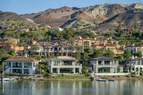 Φωτογραφία Mansions with a view Lake Las Vegas NV.