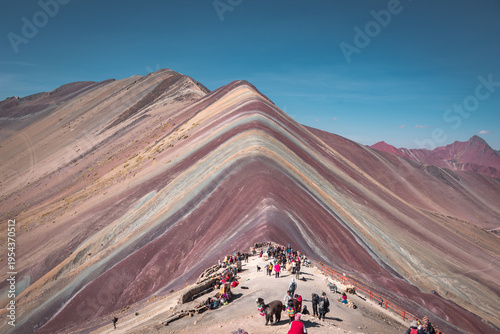 vinicunca rainbow mountain