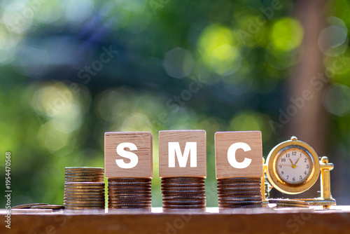 Foto SMC Smart Money Concept is a trading concept that focuses on analyzing and tracking the movement of Smart Money or funds from major financial institutions