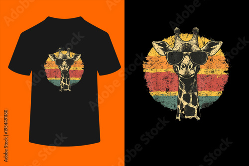 Giraffe Vintage Sunglasses Funny T-Shirt
