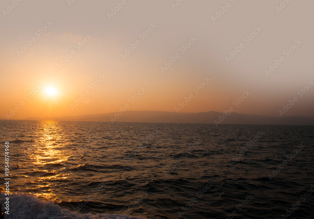 Obraz premium Sunset Water Texture, Ocean wave close-up sunset, Water abstract background.