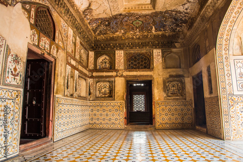 Inside view of Tomb Itmad-ud-Daulah, Baby Taj or Jewel Box, Agra, India