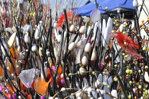 Wallpaper Mural Jarmark Wielkanocny, ozdoby świąteczne, tradycja wielkanocna w Polsce i Europie.  Torontodigital.ca