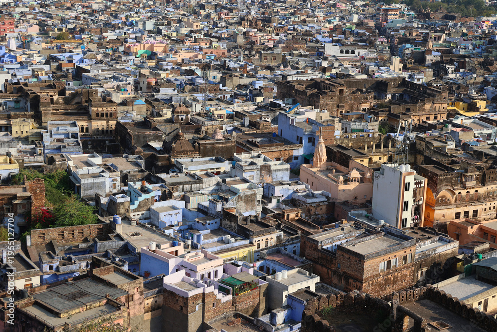 Fototapeta premium BUNDI RAJASTHAN INDIA. Bundi town cityscape beautiful view, Rajasthan, India. Bundi is a Village in the Hadoti region of Rajasthan state in northwest India.