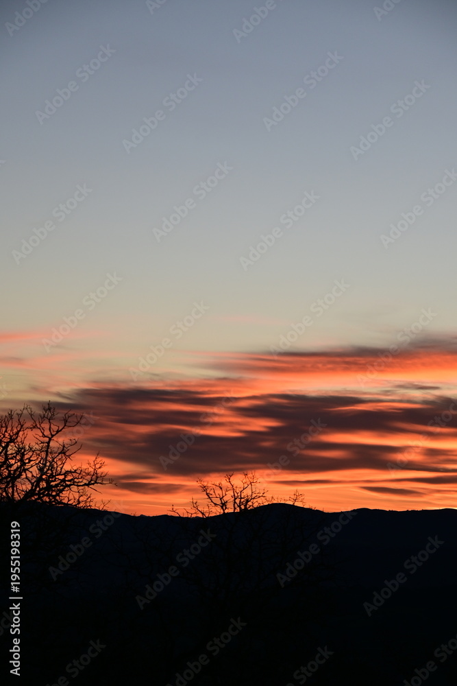 Fototapeta premium sunset over the mountains