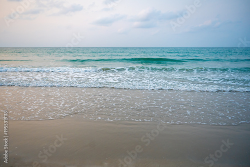 Sea beach ocean wave horizo...