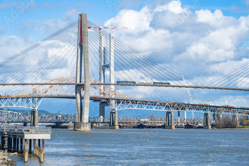 Konstfotografi Skytrain Crossing the Fraser River Bridge