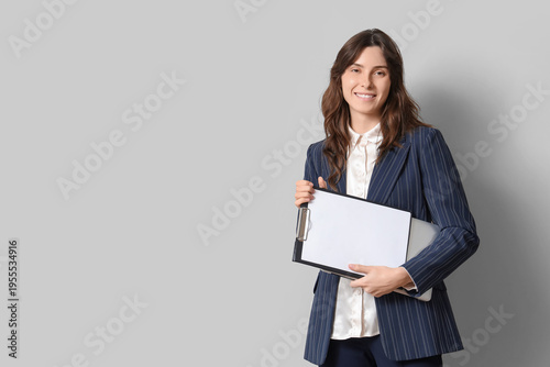 Female business consultant ...