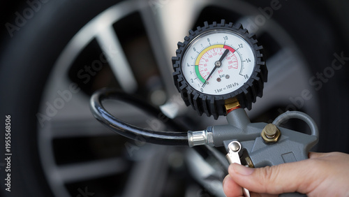 Inflate your car tires to save fuel before traveling