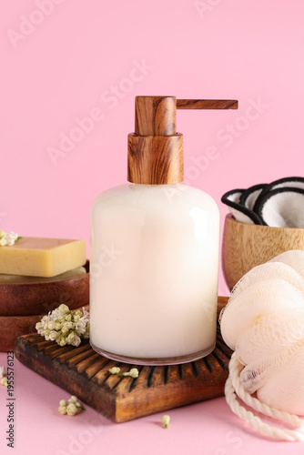 Soap dispenser with white l...