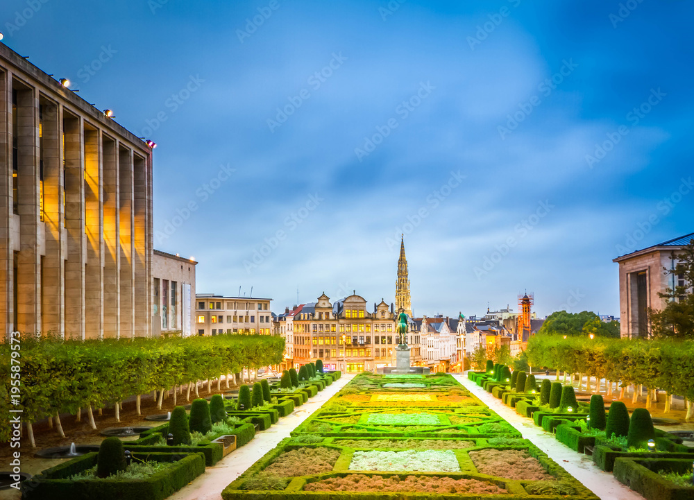 Obraz premium Brussels cityscape of old medieval town, Belgium
