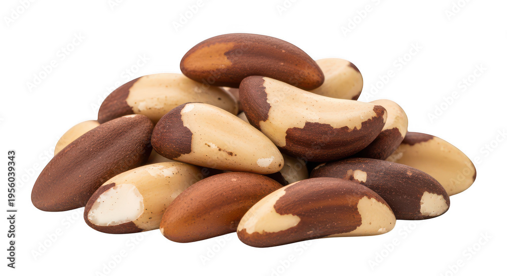Obraz premium Brazil nuts on black transparent background