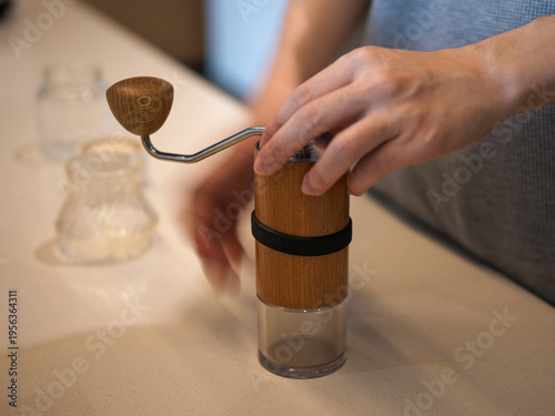 Foto Coffee Grinding Tools in Use