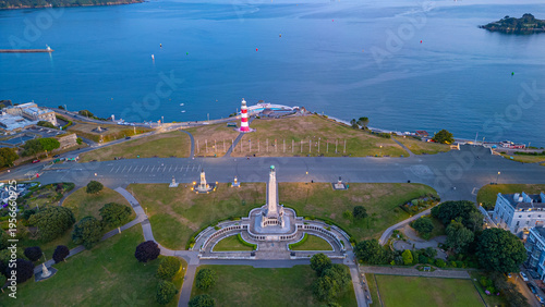 Fotografía Sunset panorama view of the hoe promenade in plymouth, England