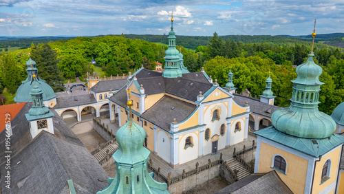Fotografía Panorama view of Svata Hora pilgrimage site near Pribram, Czech