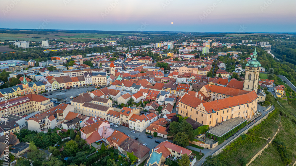 Obraz premium Sunset panorama view of Melnik in Czech republic