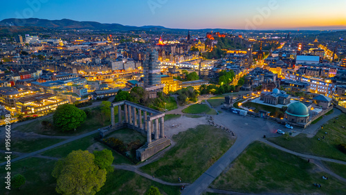 Sunset panorama of the old town of Edinburgh and the calton hill