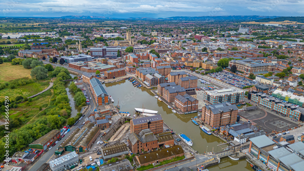 Obraz premium Panorama view of Gloucester docks in England