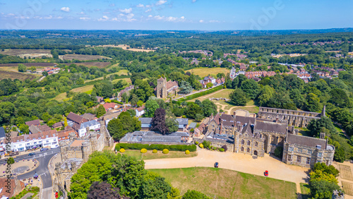 Bild auf Leinwand Battle abbey in England during a sunny day