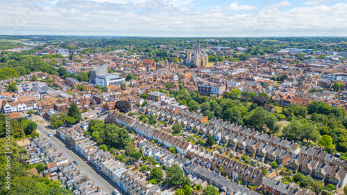 Cuadro en lienzo Panorama view of Canterbury town in England