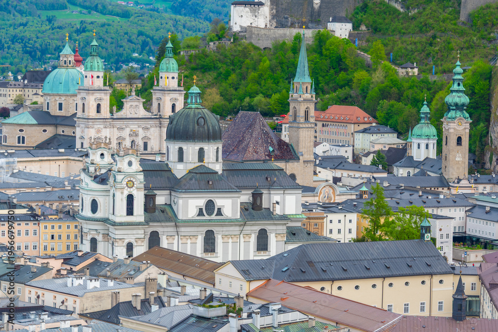 Obraz premium Aerial view of the Salzburg cathedral in Austria