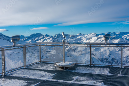 Bild auf Leinwand Ski bridge at Top of Salzburg viewpoint at Kitzsteinhorn in Aust