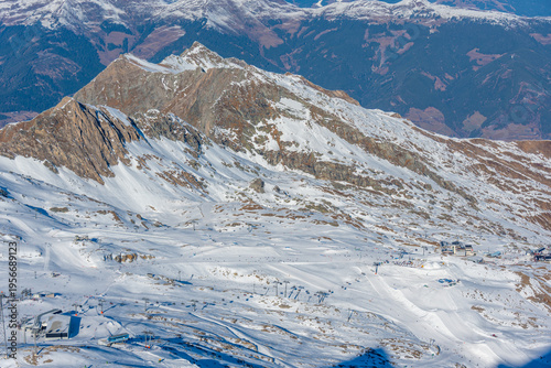 Canvas Print Panorama view of Kaprun ski resort in Austria